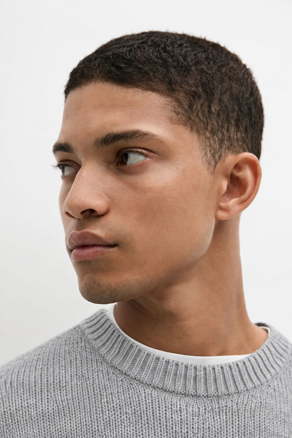 Valerio sweater neckline detail